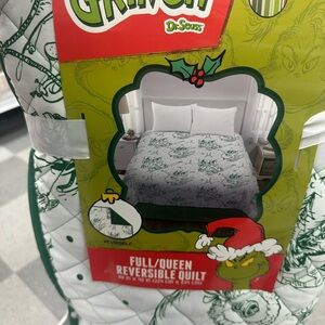 Dr. Seuss Grinch Full Queen Reversible Quilt